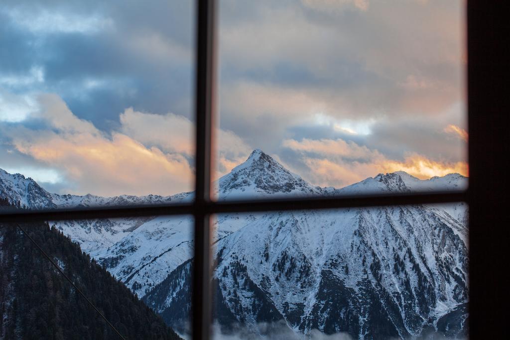 Berggasthof Hochzeigerhaus Jerzens Buitenkant foto