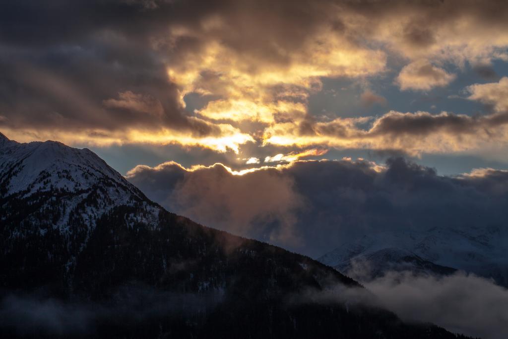 Berggasthof Hochzeigerhaus Jerzens Buitenkant foto